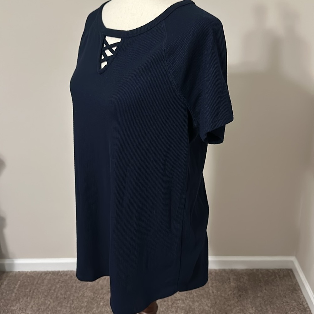 Sonoma Goods For Life Criss Cross Front Short Sleeve Tee Size Large - Picture 4 of 17